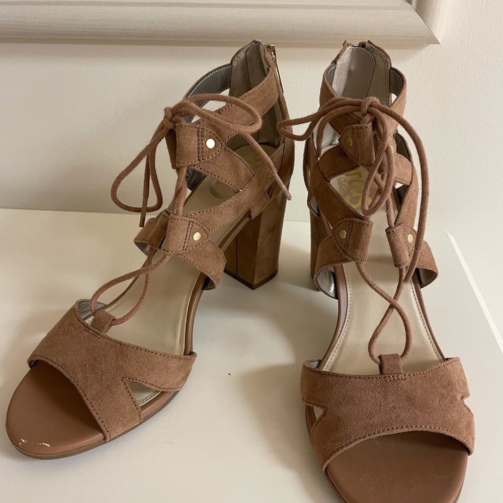 Sam Edelman ultrasuede camel colored tie up sandals w/ heel